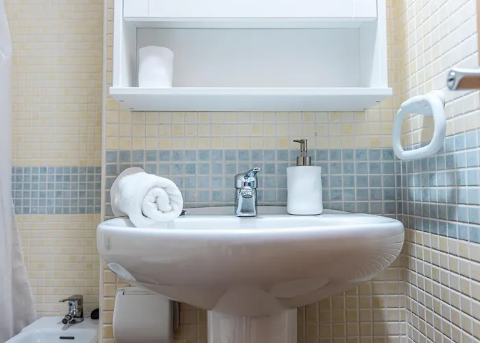 Arttyco 2 4 Personas Διαμέρισμα